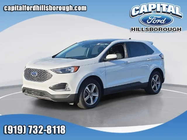 Used 2024 White Ford SEL image 1