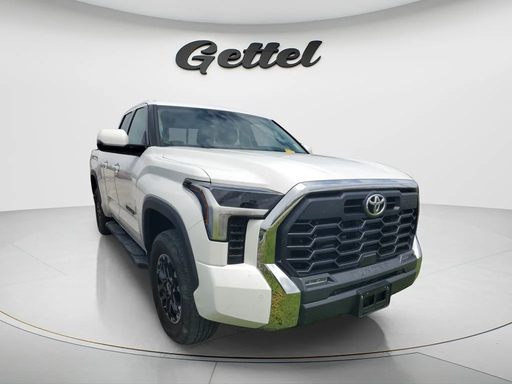 Used 2022 White Toyota SR5 image 2