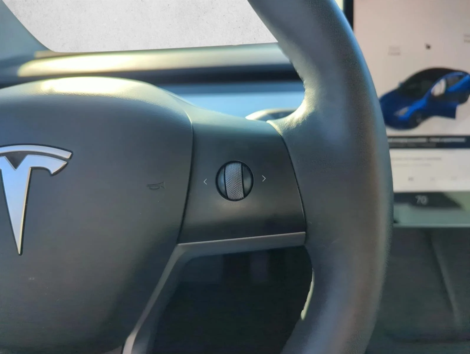 Used 2022 Blue Tesla Long Range image 16