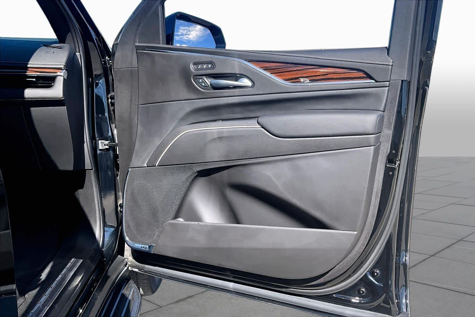 Used 2023 BLACK RAVEN Cadillac RWD Premium Luxury image 23