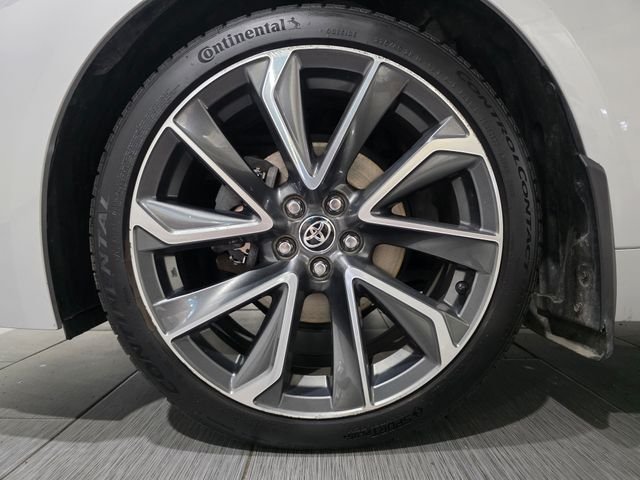 Certified Used 2022 Silver Toyota SE image 24