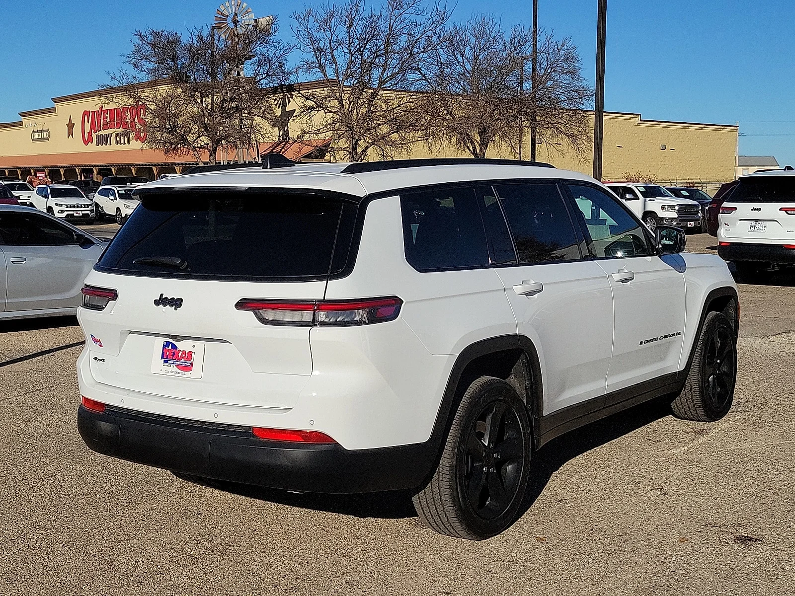 New 2025 PW7 Bright Whit Jeep L ALTITUDE X 4X4 image 4