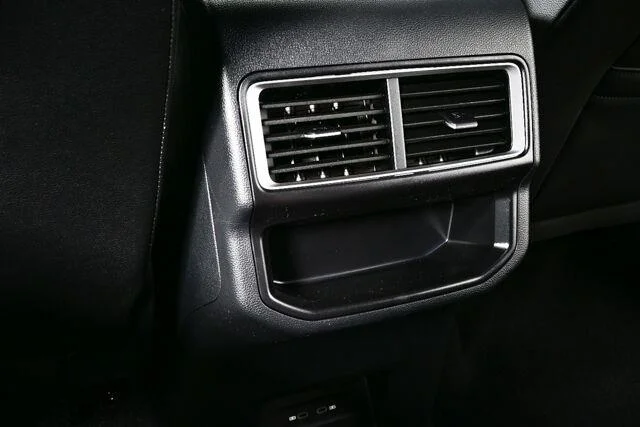 New 2026 Deep Black Pearl Volkswagen 2.0T SE image 21