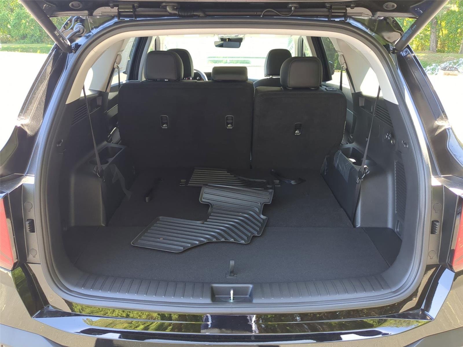 New 2026 Ebony Black Kia EX image 35
