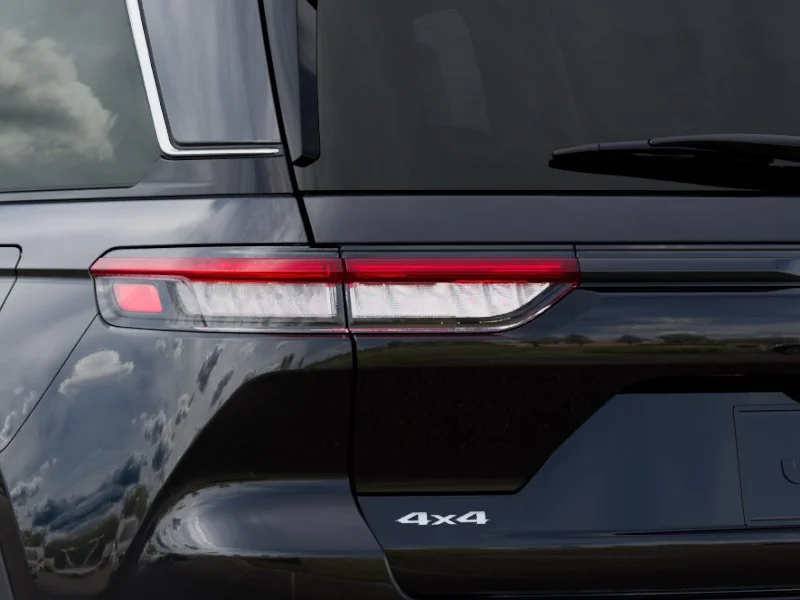 New 2027 High Gloss Black Jeep Laredo X image 9