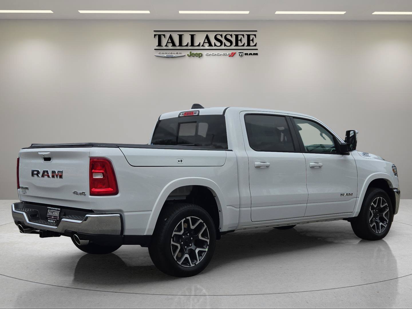 2026 RAM 1500 Laramie - Photo 7