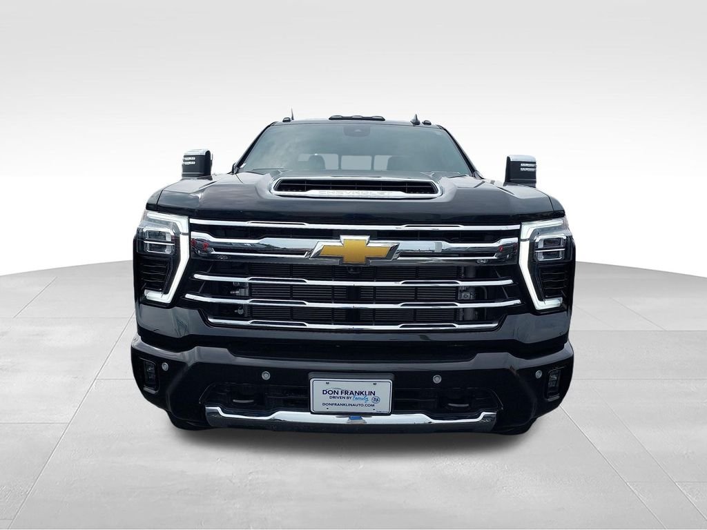 Used 2025 Black Chevrolet LTZ image 8