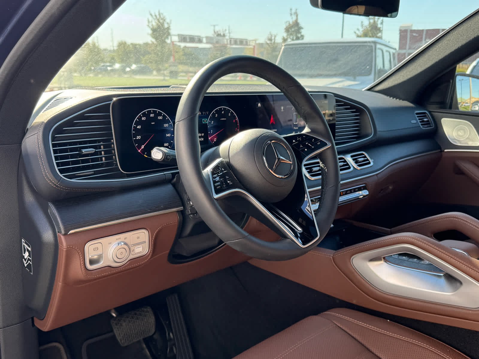 Used 2026 Twilight Blue Metallic Mercedes-Benz GLE 450 image 14