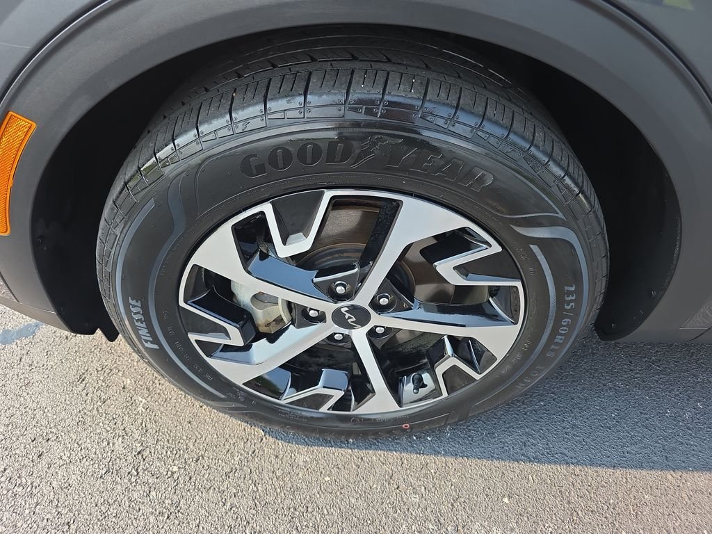 Used 2025 Gray Kia EX image 10