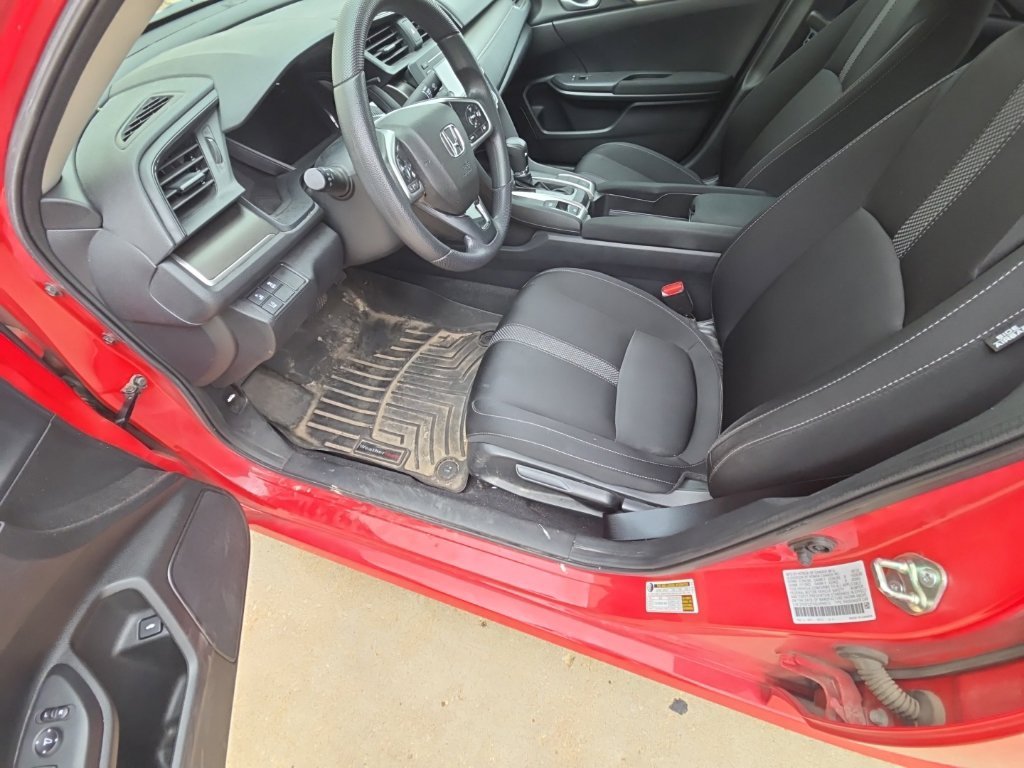 Used 2020 Red Honda LX image 5