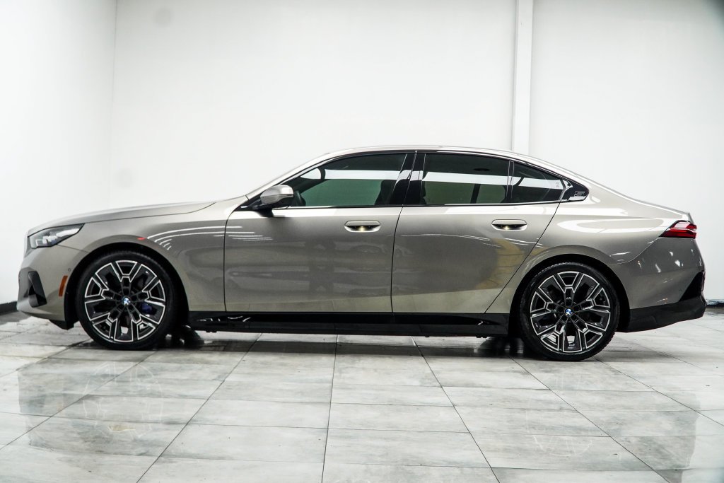 Used 2026 Gray BMW eDrive40 image 14