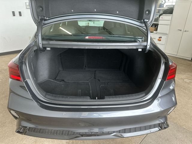 Used 2022 Gray Kia GT-Line image 22