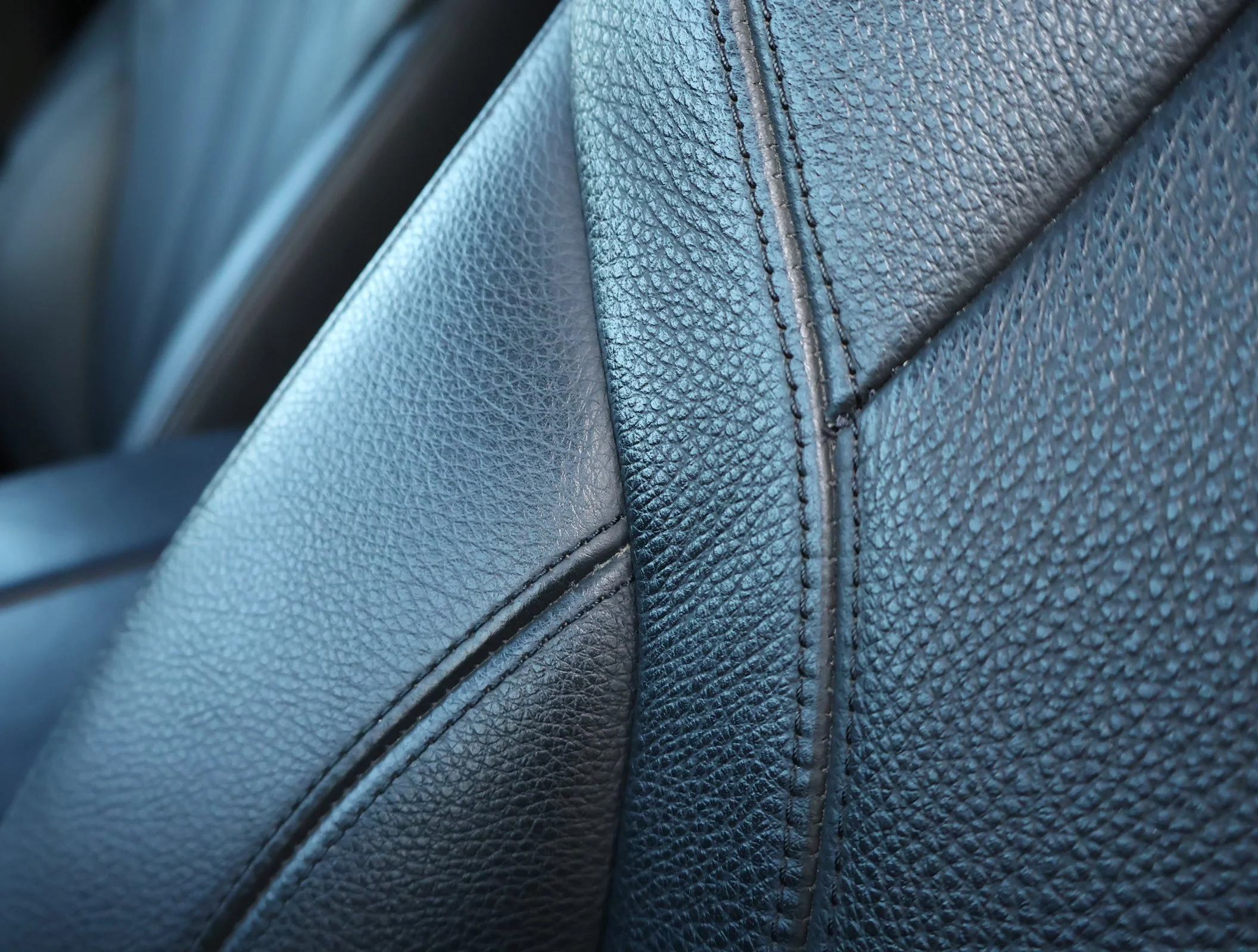 Used 2015 Blue BMW xDrive50i image 10