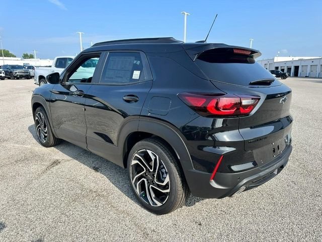 New 2026 Mosaic Black Metallic Chevrolet RS image 3