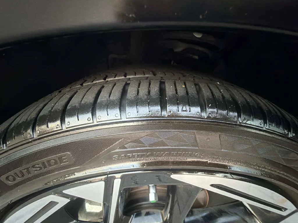 Used 2025 Black Kia GT-Line image 11
