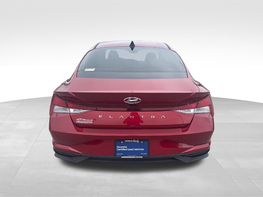 Used 2023 Red Hyundai SEL image 4