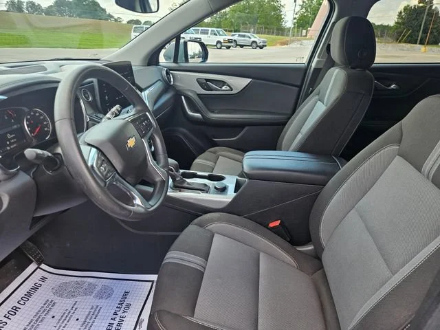 Used 2025 Sterling Gray Metallic Chevrolet 2LT image 9
