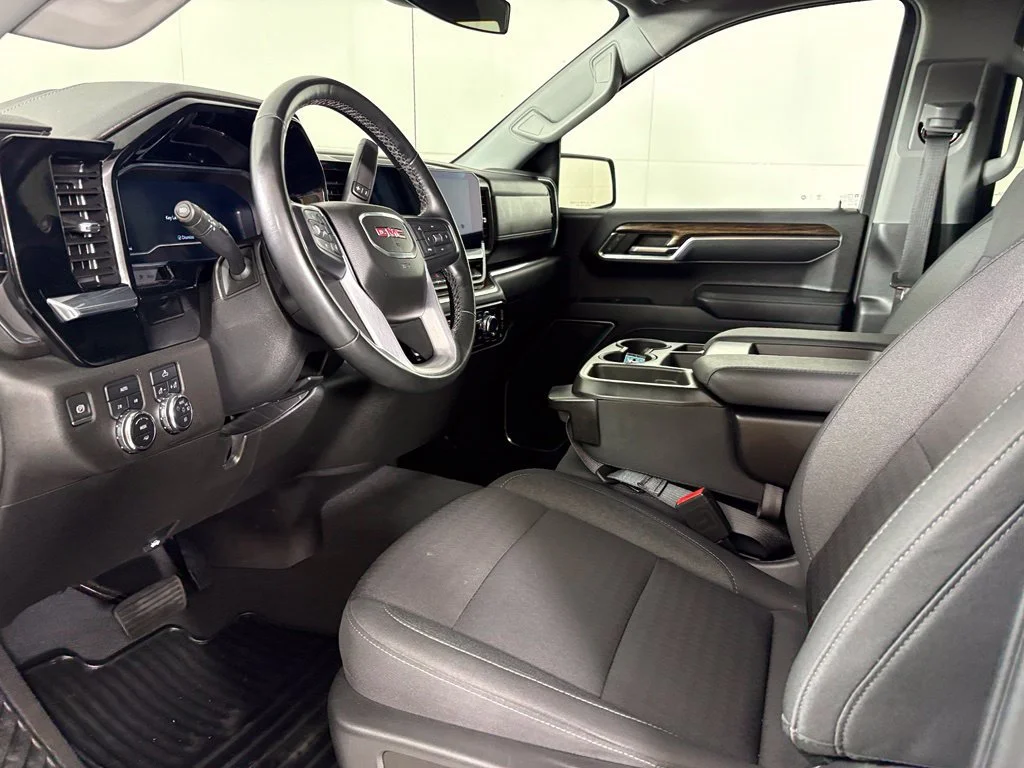 Certified Used 2023 SUMMIT WHITE GMC Elevation image 26