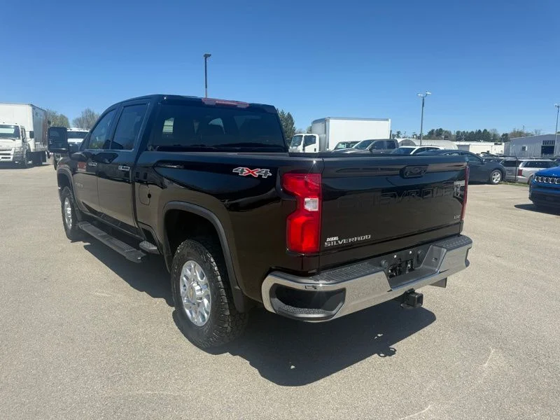 Used 2022 Black Chevrolet LTZ image 8