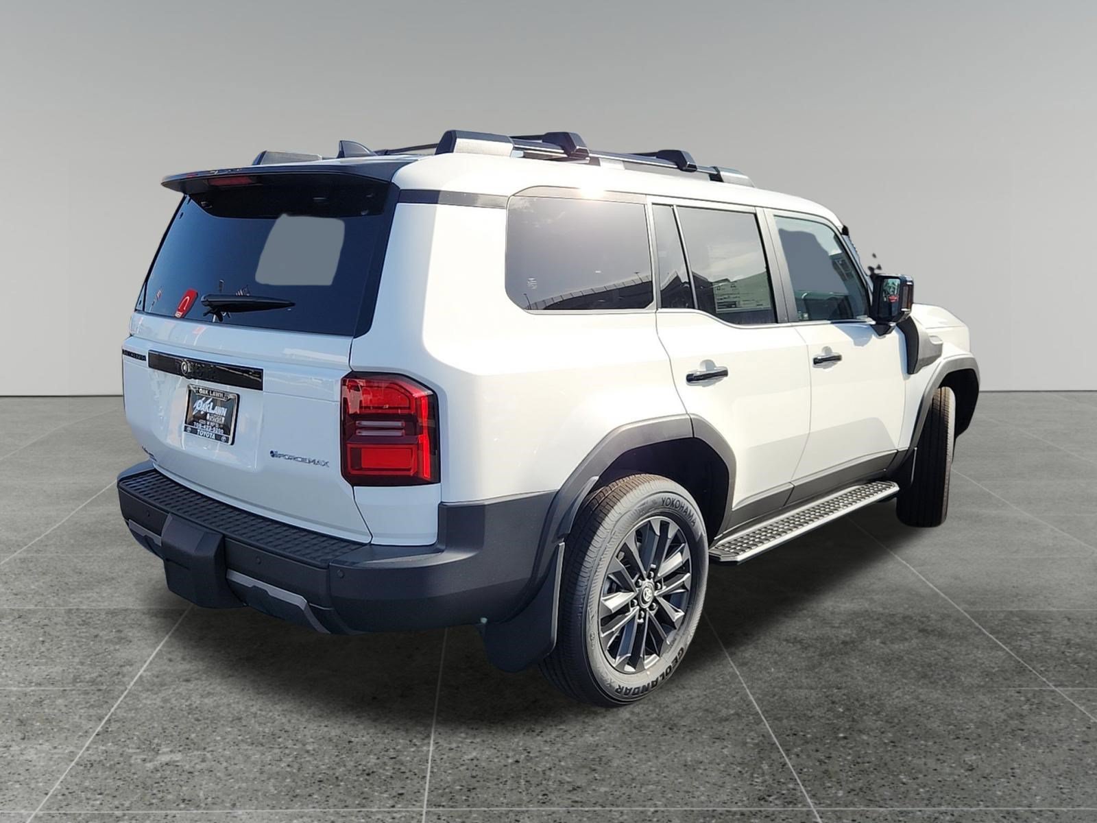 New 2027 Ice Cap Toyota  image 7