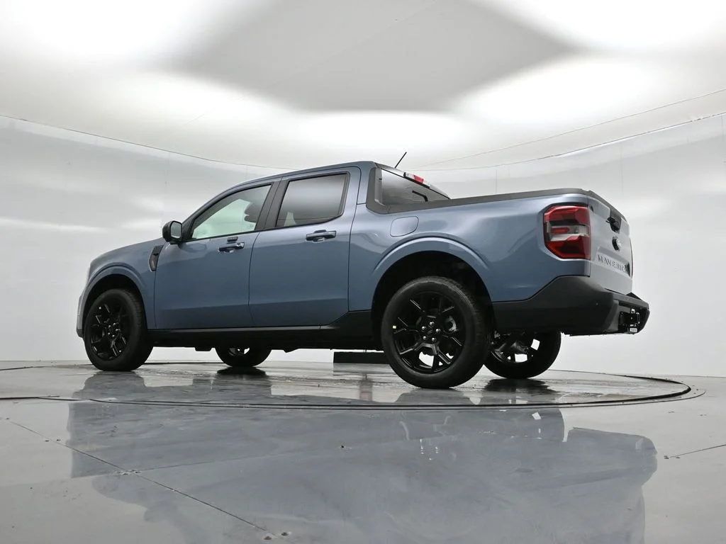 New 2026 Azure Gray Metallic Tri-Coat Ford Lariat image 50