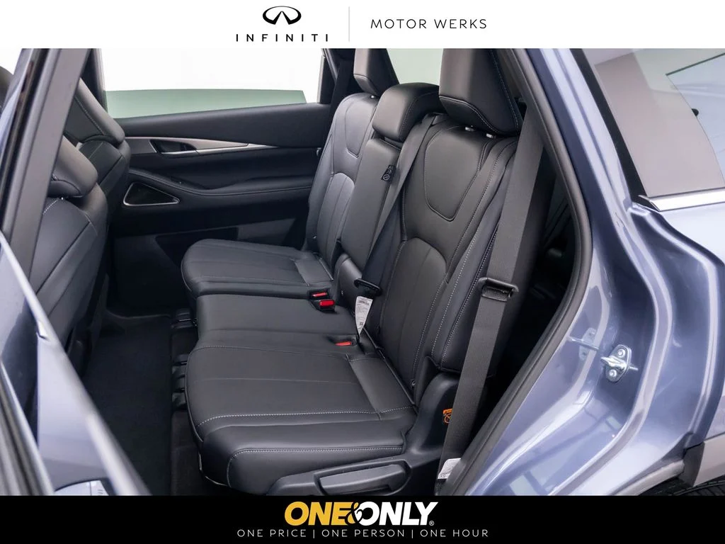 New 2027 MOONBOW BLUE INFINITI Luxe AWD image 18
