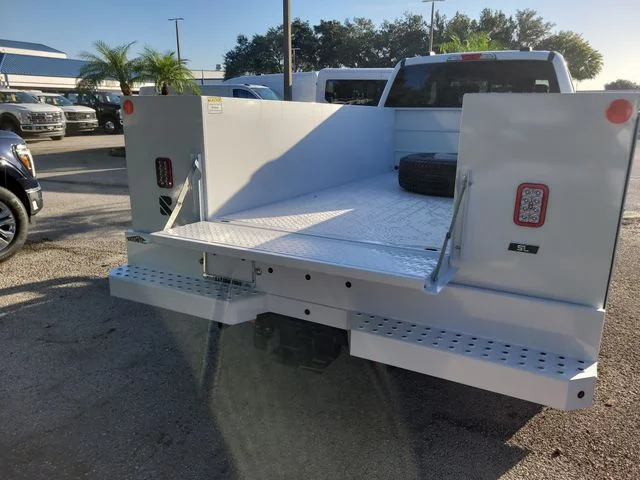 New 2026 Oxford White Ford XL image 11