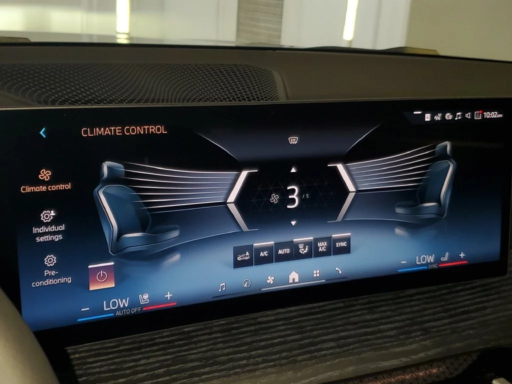 New 2026 Black BMW 330i xDrive image 21