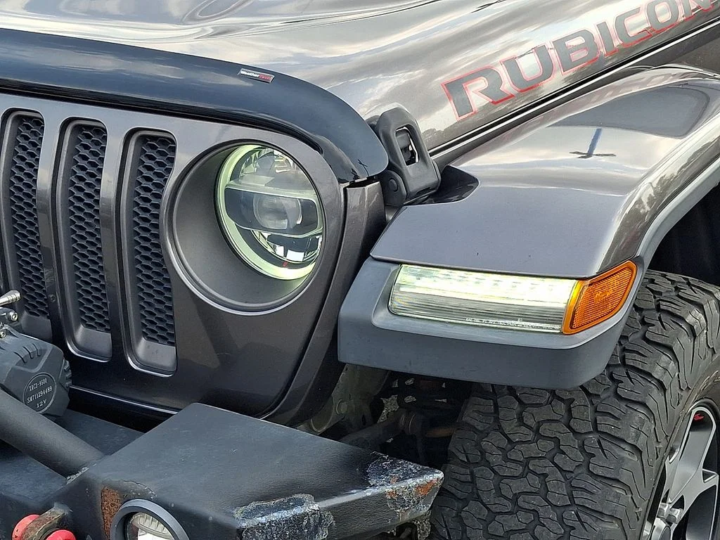 Used 2018 Granite Crystal Clearcoat Metallic Jeep Unlimited Rubicon image 10