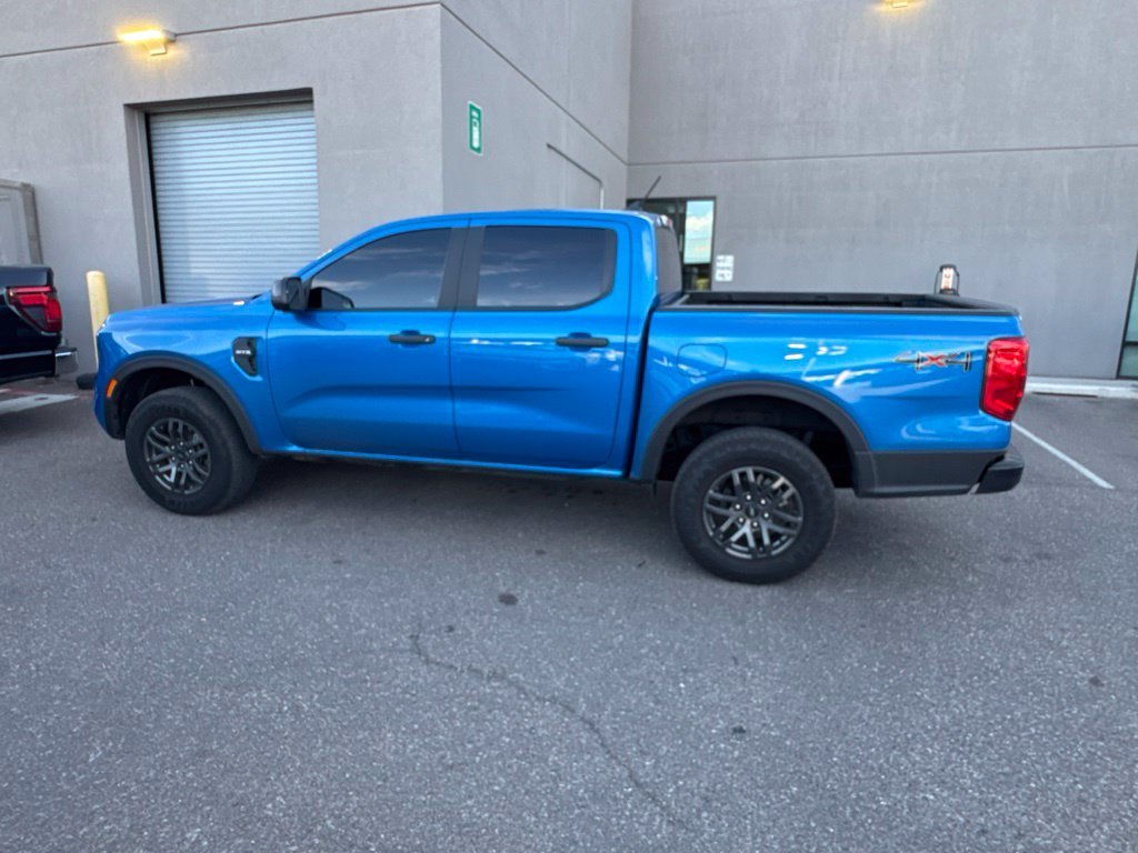Used 2025 Blue Ford XL image 7