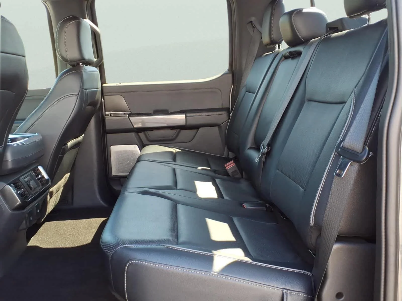 Used 2023 Carbonized Gray Ford LARIAT image 29