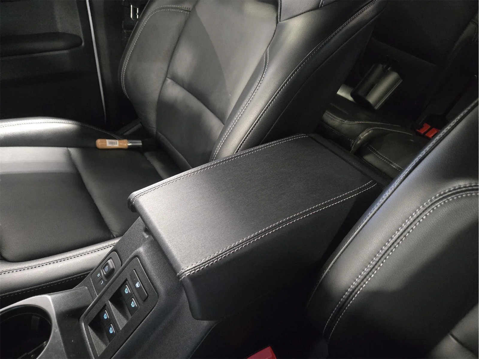 Used 2025 Oxford White Ford Outer Banks image 33