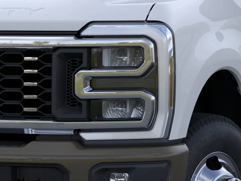 New 2026 Oxford White Ford King Ranch image 18