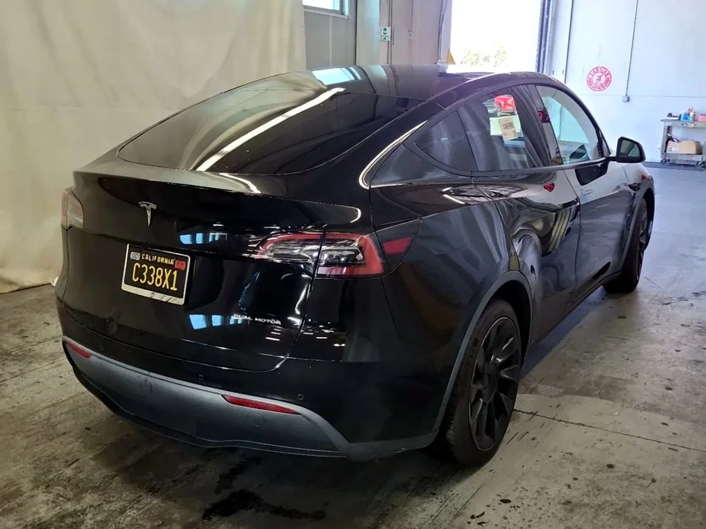 Used 2021 Black Tesla Long Range image 4