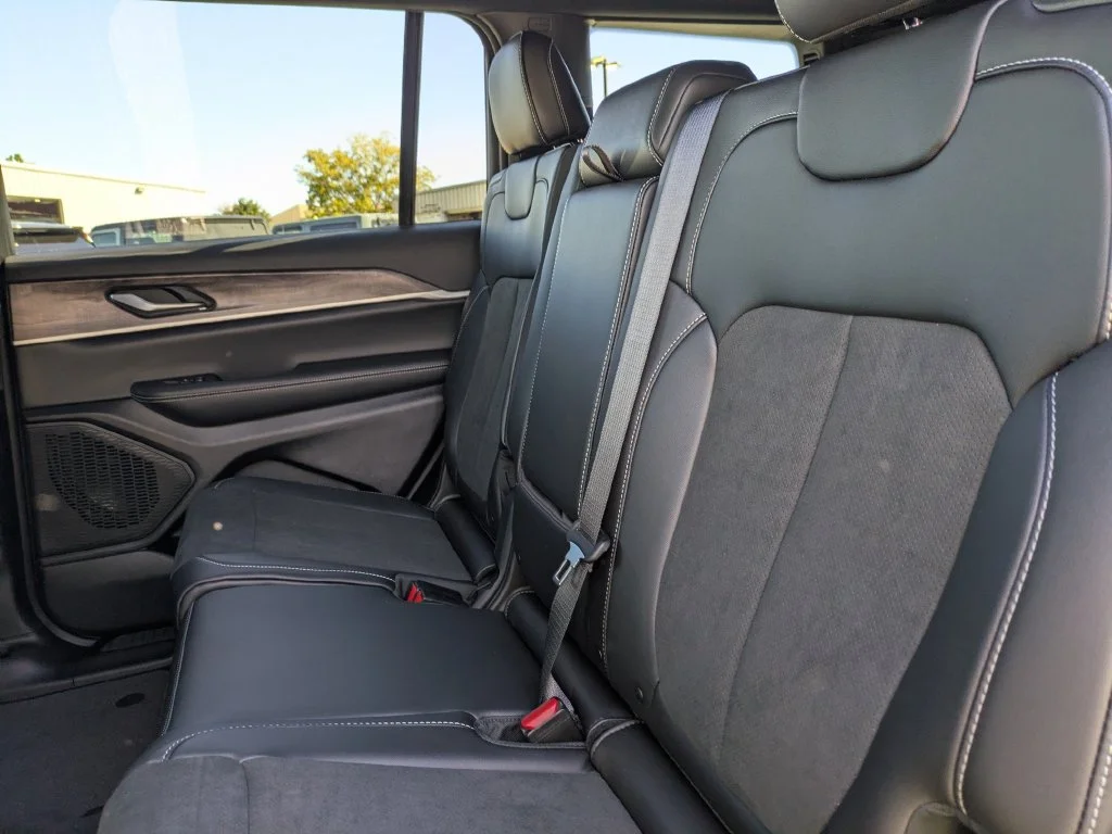 New 2027 Gray Jeep  image 16