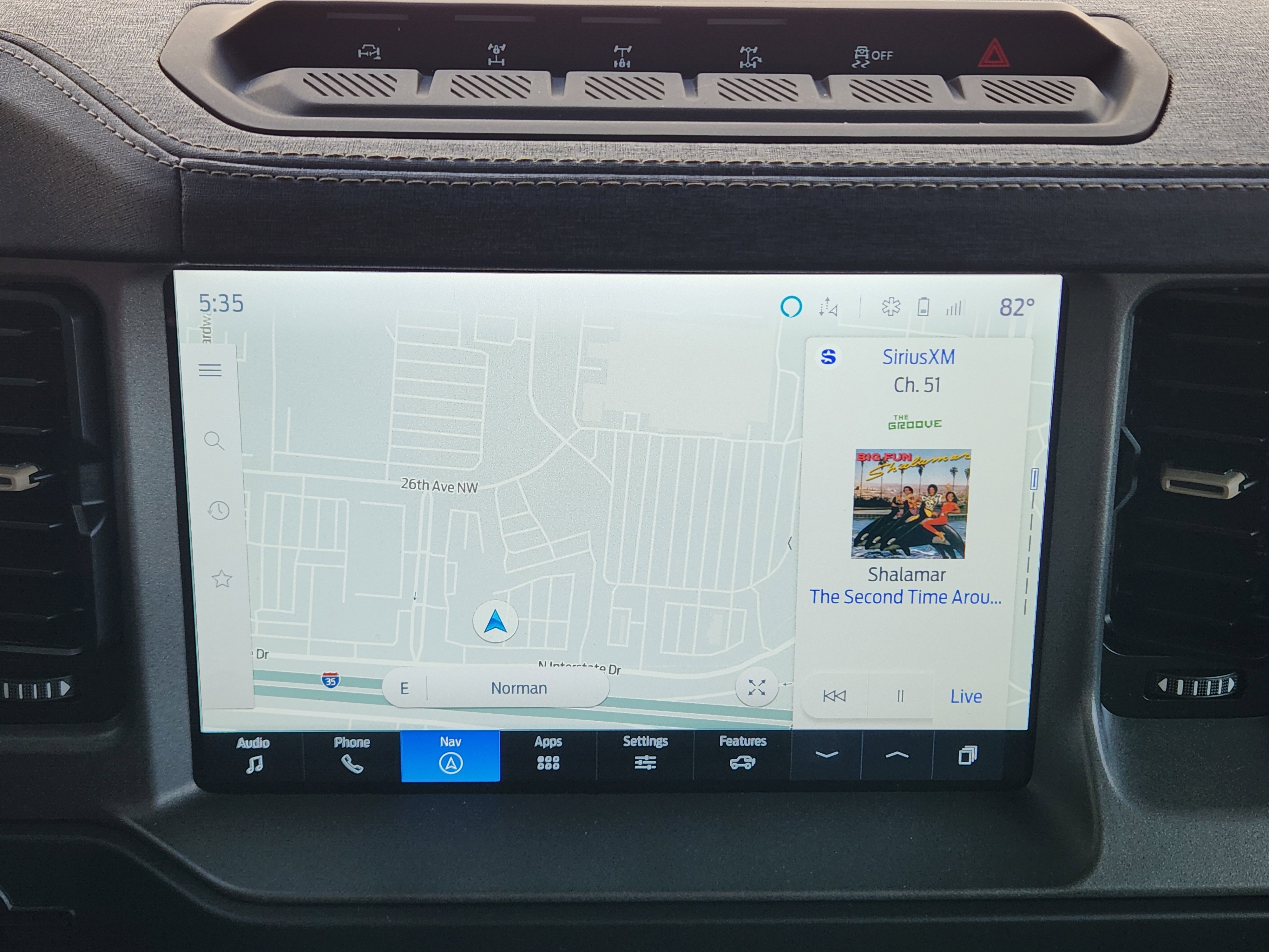 Used 2025 Desert Sand Ford Badlands image 19