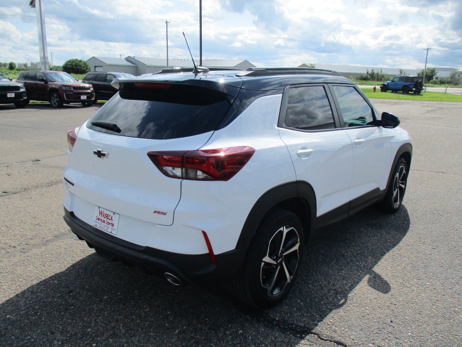 Used 2023 WHITE Chevrolet Rs image 7