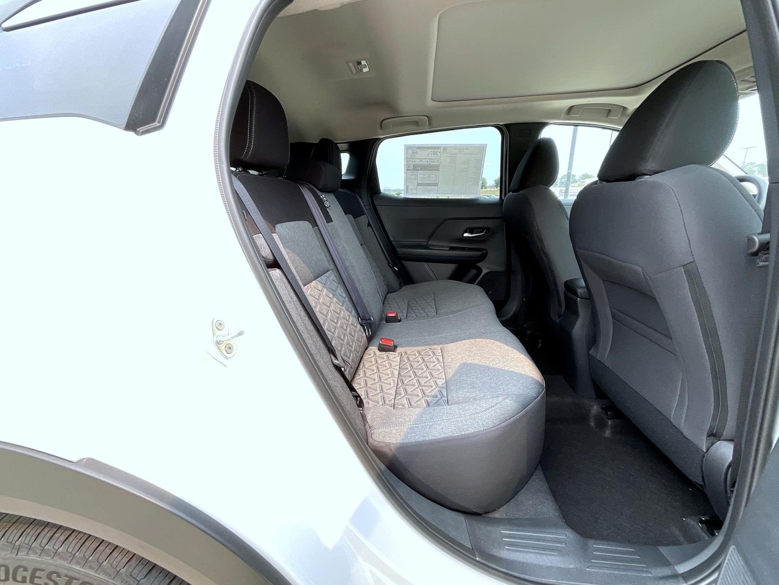 New 2026 Aspen White TriCoat / Super Black Two-tone Nissan SV image 19