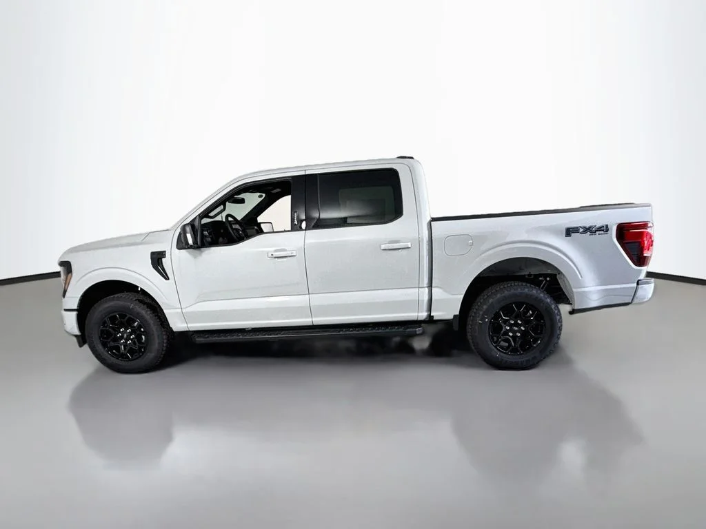 New 2026 Avalanche Ford XLT image 4