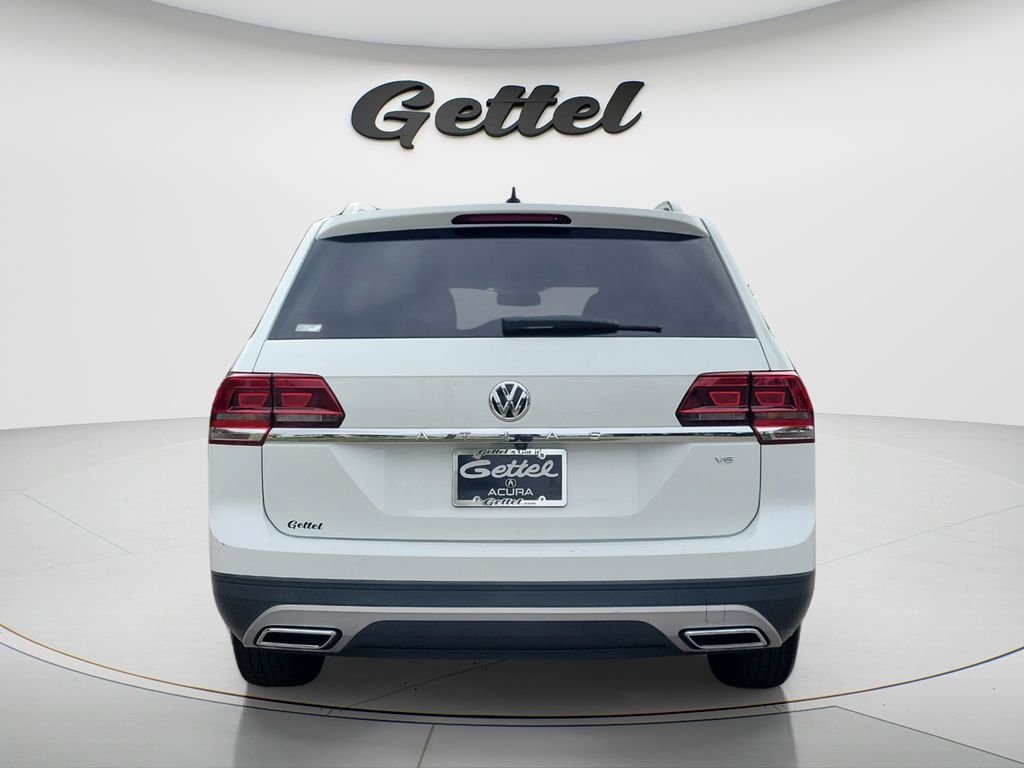Used 2018 White Volkswagen S image 6