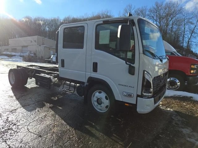 2026 Chevrolet Low Cab Forward's photo