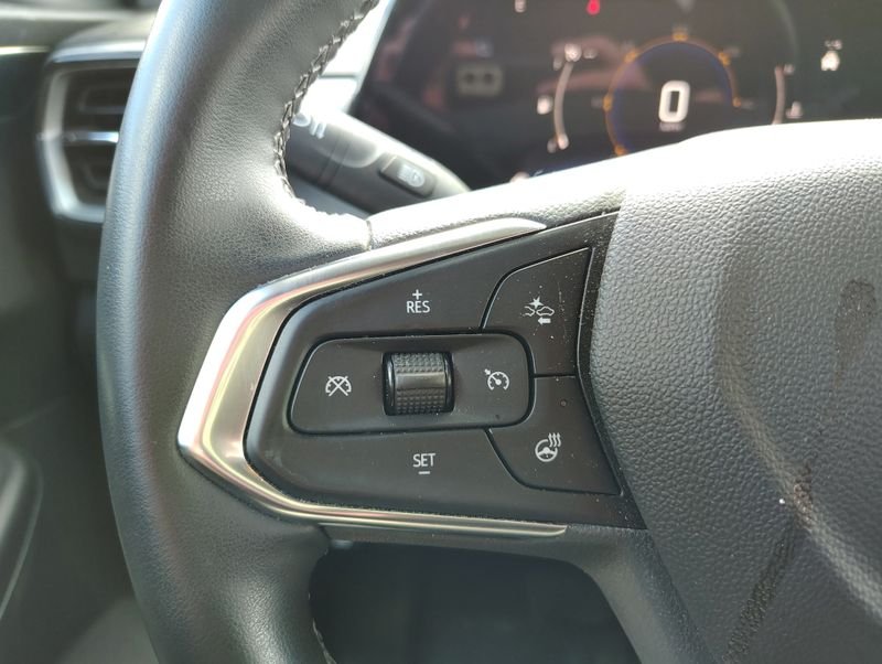 Used 2024 White Chevrolet LT image 10