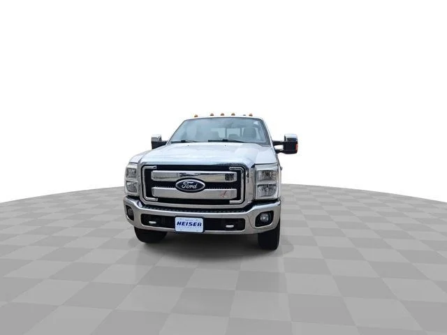 Used 2011 White Ford Lariat image 3