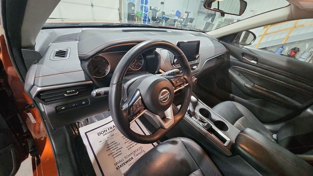 Used 2021 Orange Nissan 2.0 SR image 10