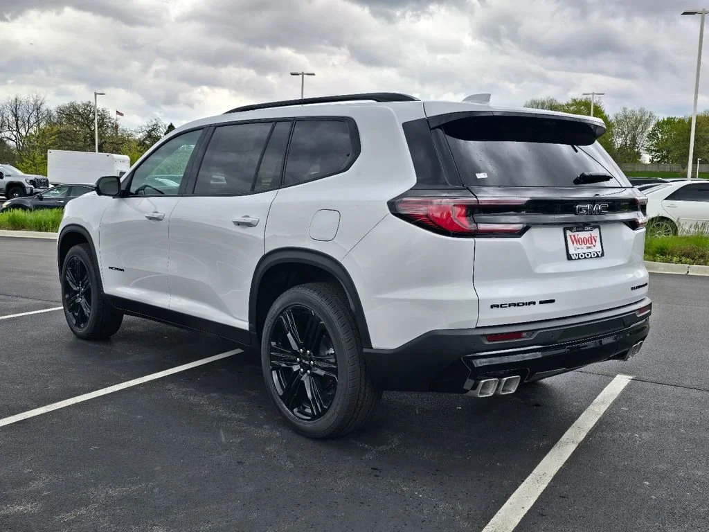 2026 GMC Acadia Elevation - Photo 7