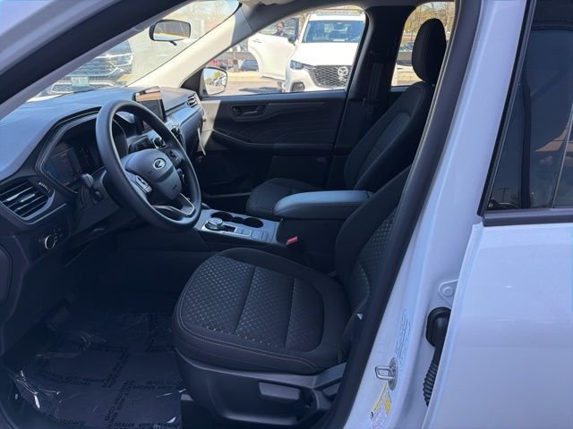 New 2026 Oxford White Ford Active® image 11
