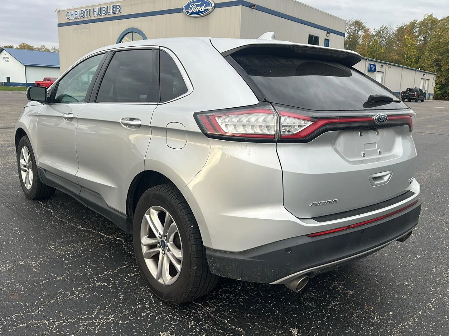 Used 2017 Ingot Silver Ford SEL image 7
