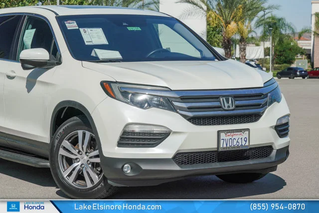 Used 2017 White Diamond Pearl Honda EX-L image 2