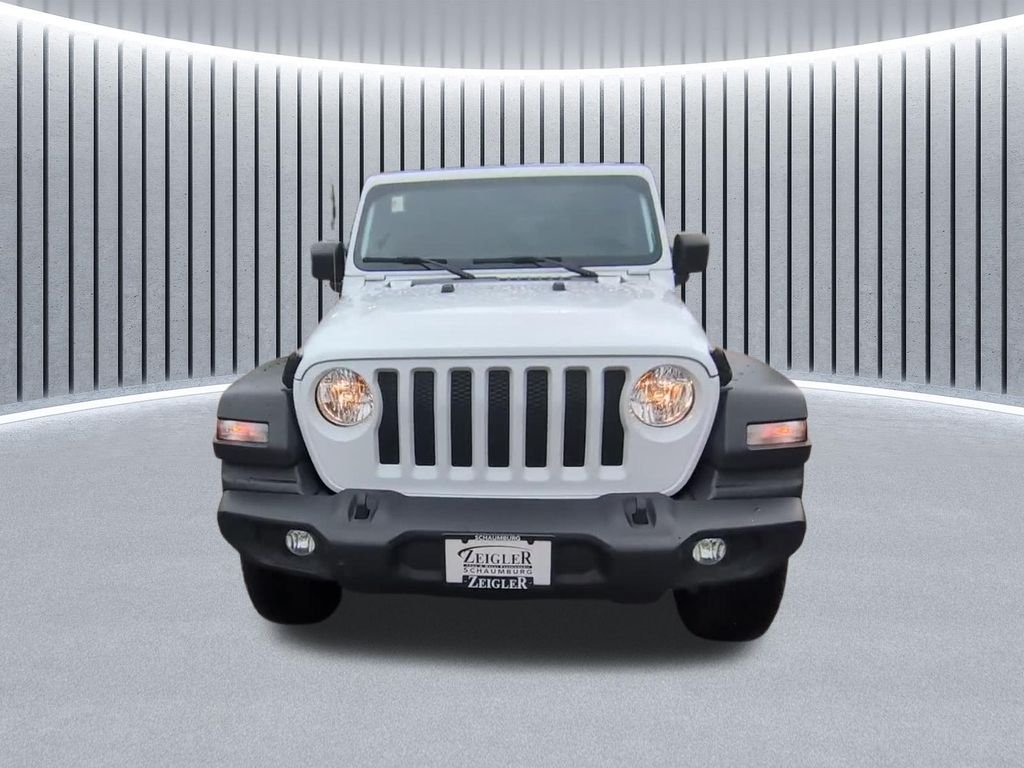 Used 2020 White Jeep Unlimited Sport S image 2