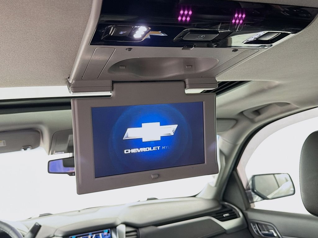 Used 2017 Black Chevrolet Premier image 27